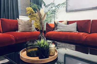 Image de Luxe New Construction w/RoofDeck, King Bed Suite