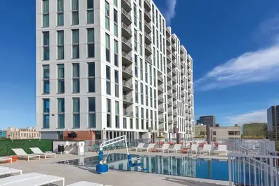 Image de 1Bed/1Bath - Gorgeous Downtown Austin Resort! !