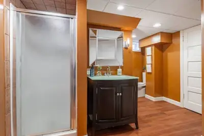 Image de The Farmhouse Retreat - Perfect downtown location