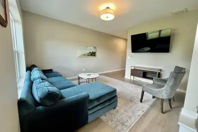 Image de Spectacular Cedar Falls Townhome!