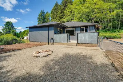 Image de Olympic Peninsula Vacation Rental: 1 Mi to Water