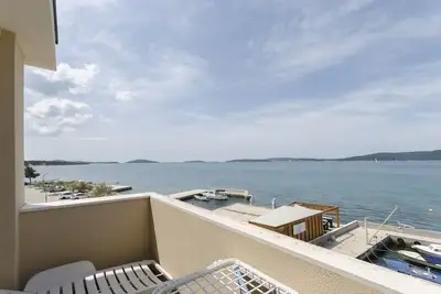 Image de Appartements Superba (84051-A5) - Brodarica