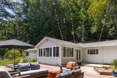 Image de Redwood Retreat - Great for Families