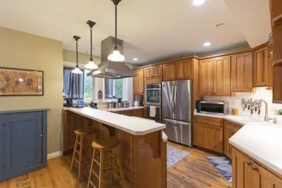 Image de Quintessential University District Home-Walk to River, downtown, Hip Strip