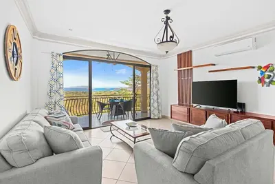 Image de Casa Blanca Two Bedroom, Two Bath Oceanview  Condo