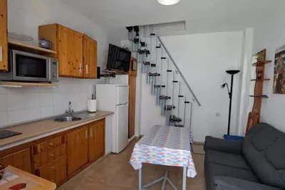 Image de Belle maison de 3 Ă©tages Ă GaucĂn avec terrasse