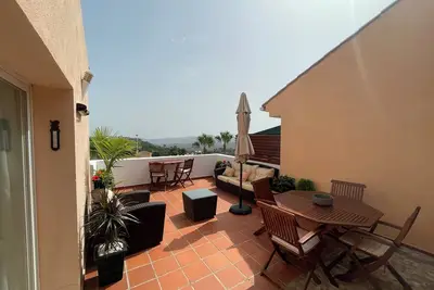 Ático con Gran y Soleada Terraza en Alhaurín Golf
