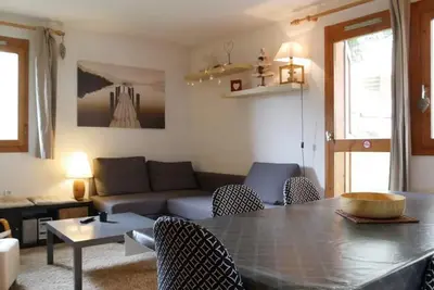 Image de Rez-de-chaussée, vue vallée, terrasse, télévision, casier à ski, 32m², Montchavin La Plagne