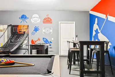 Image de Last Minute Disney! Private Pool, Hot Tub, Game Room & Themed Bedrooms. Book Now! #79741