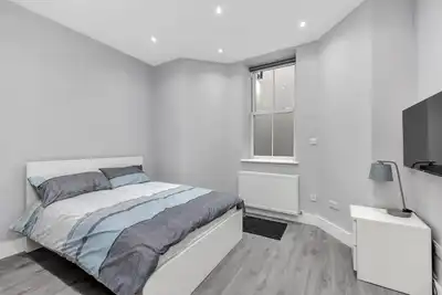 Image de Your Cosy Stay Modern 3 Double Bedroom Apartment - Fully Furnished