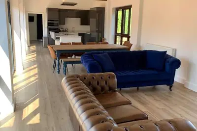 Image de Beautiful 5 Bedroom Countryside Retreat