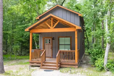 Image de Spacious and cozy, perfect for a family vacation, Two Creeks Crossing Resort