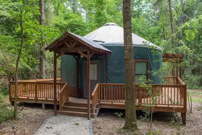 Image de Close to nature, but with all the modern amenities, Two Creeks Crossing Resort