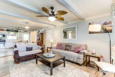 Image de Charming St James Home Near Maramec Spring Park!