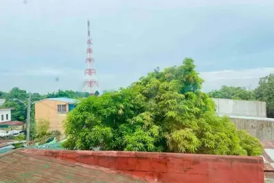 Image de Whitehouse near Sm Novaliches, Aircon/WiFi/Karaoke