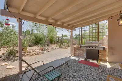 Image de Pet-Friendly Tucson Home w/ Gas Grill & Fire Pit!