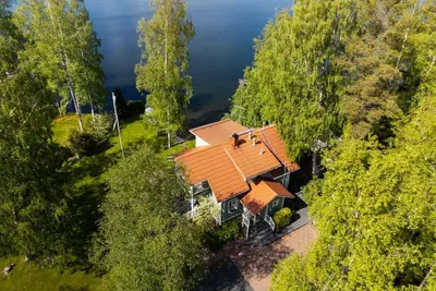 Image de Villa Kesätie · Picturesque Lakefront Haven