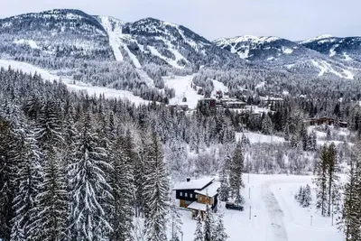 Image de Upscale 4br @ Red Mountain