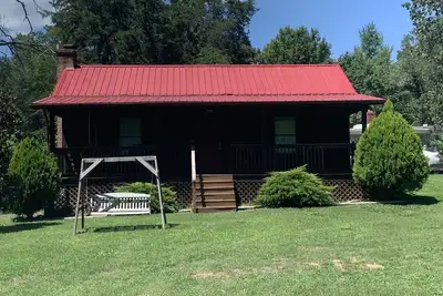 Image de Little Cozy Cabin on Norris St just steps away from beautiful Norris Lake