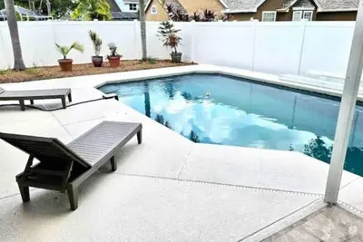 Image de Luxury Tampa Home 10ppl / Pool / Grill / Airport