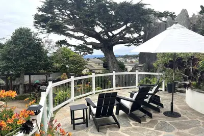 Image de Oceanview Lover's Point Cottage