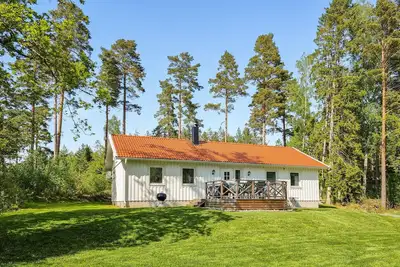 Image de Belle maison à Norra Kedum avec WiFi