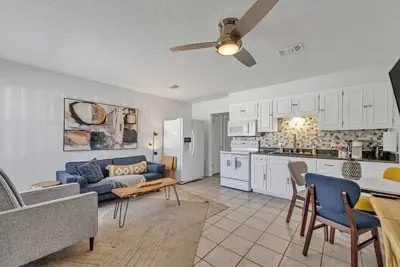 Image de Okaloosa Island Condo Just 1 Min Walk 2 White Sand