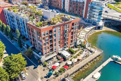 Image de Downtown - Studio Condo 3 Beds