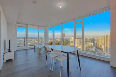 Image de Great City View! Modern and Spacious 2 Bdr Condo