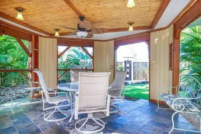 Image de Sunrise Tropical Garden Getaway