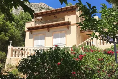 Image de Villa à Altea Hills avec piscine partagée