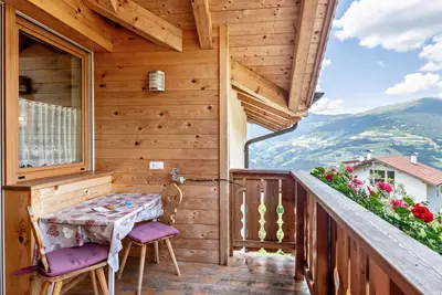 Image de Appartement 'Solerhof Romantik' avec vue sur les montagnes, jardin partagé et Wi-Fi