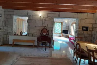 Image de Studio \"Tsarouxi Village 1\" avec vue sur montagne, terrasse privée et Wi-Fi