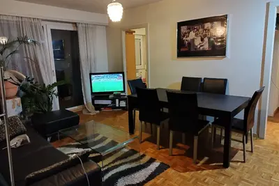 Image de Furnished appartment vis-a-vis of railstation 5 min from lake at Montreux