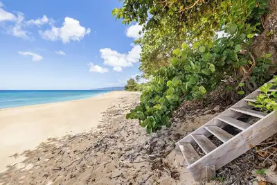 Image de Pacific Pearl Beachfront Estate - Remodeled 2025