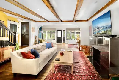 Image de Spacious Historic Pittsburgh Getaway Near Downtown\n