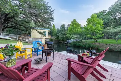 Image de Red Bird Cabin - Studio Retreat