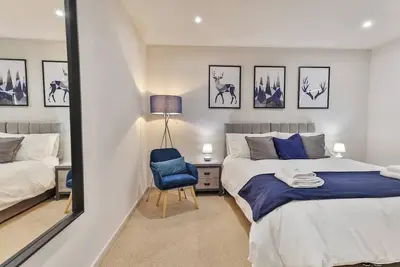 Image de Cosy, Exclusive Sheffield House near Peak district
