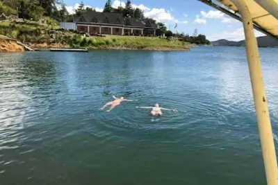 Image de Casa Tulum Borde del Lago Calima con Jacuzzi