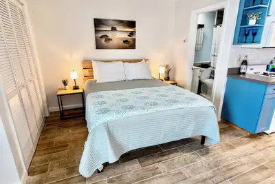 Beachside Bliss: Hampton North Beach Condo