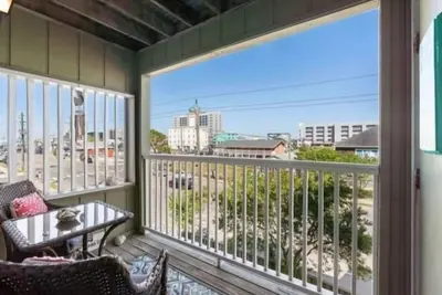 Image de Good Vibes Carolina Beach by RedAwning