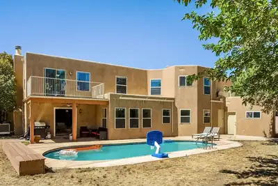 Image de Heated Pool, 3700sf, Game Room