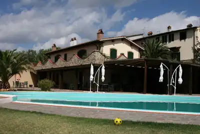 Image de Tuscan hills, near Florence, apartment sleeps 4 with pool