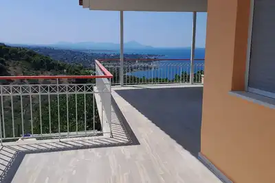 Image de Stunning sea view apartment, five minutes to Amphiareion mountain ancient site