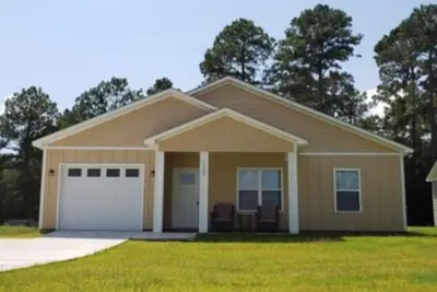 Image de Cassidy's Entire House for Six
