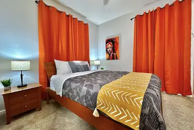 Image de 3br · King Bed · Garage · 10 Min to Airport and Downtown