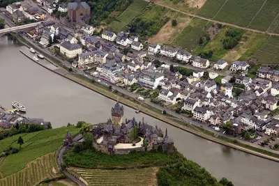 Image de Villa lumineuse, proche de la Moselle
