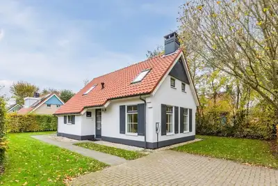 Villa classique avec lave-vaisselle, sur Texel, mer à 2 km