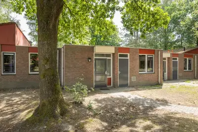 Image de Bungalow à Weert avec sauna infrarouge