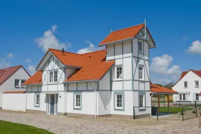 Image de Villa restylée pour trois familles proche mer